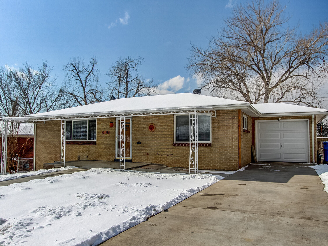 Foto principal - Newly Remodeled Home in Wheat Ridge