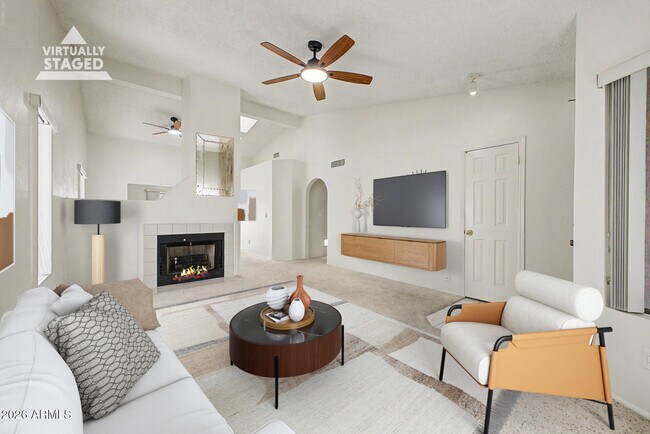 Foto del edificio - 3510 E Hampton Ave