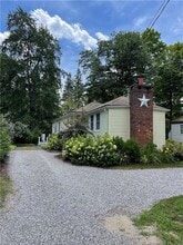 Building Photo - 6 Brunetto Grove