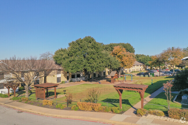 Building Photo - Vista Park Apartments