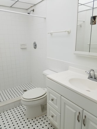Guest bathroom - 604 NW 13th St