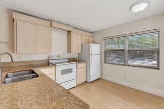 Building Photo - 4004 Medford Ct