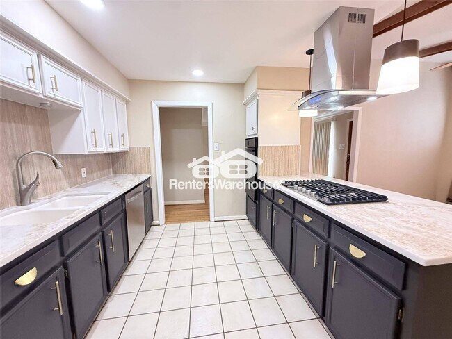 Building Photo - 9506 Carousel Ln