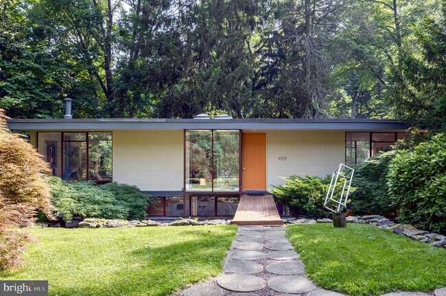 Foto del edificio - 4139 Timber Ln