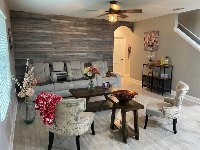 Foto del edificio - 1538 Diamond Loop Dr