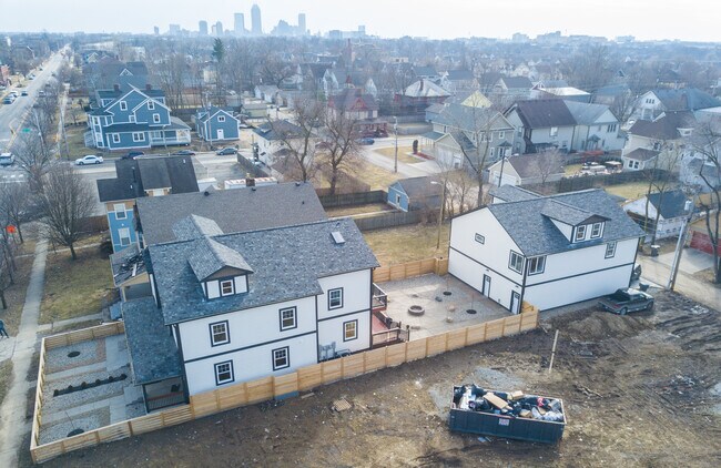 Foto del edificio - 2532 N College Ave