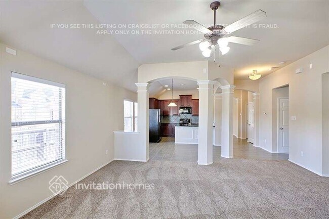 Foto del edificio - 5000 Blackwood Dr