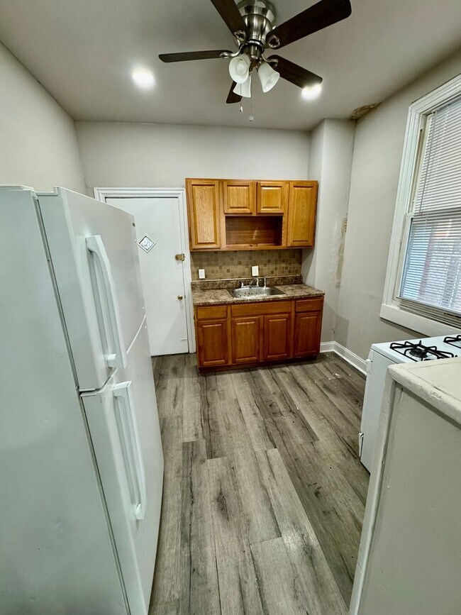 Foto del edificio - Spacious 3 bedroom