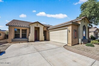 Building Photo - 18391 W Stinson Dr