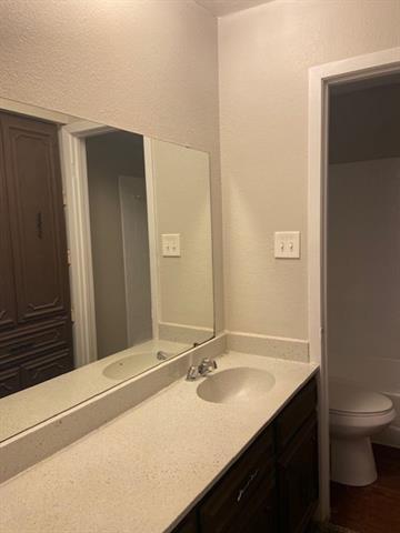 Foto del edificio - 2400 Buffalo Gap Rd