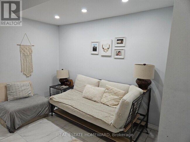 Photo du bâtiment - 141 Coxwell Ave