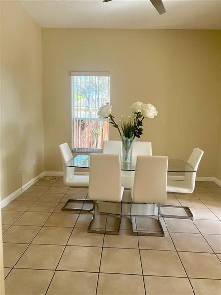 Foto del edificio - 3480 NE 2nd St