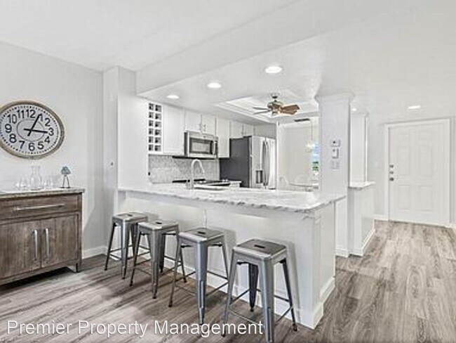 Foto del edificio - 15191 Cedarwood Ln
