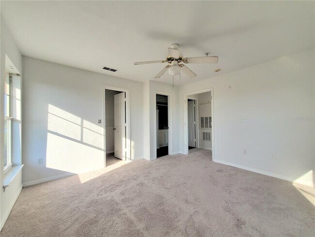 Foto del edificio - 3700 Castle Pines Ln
