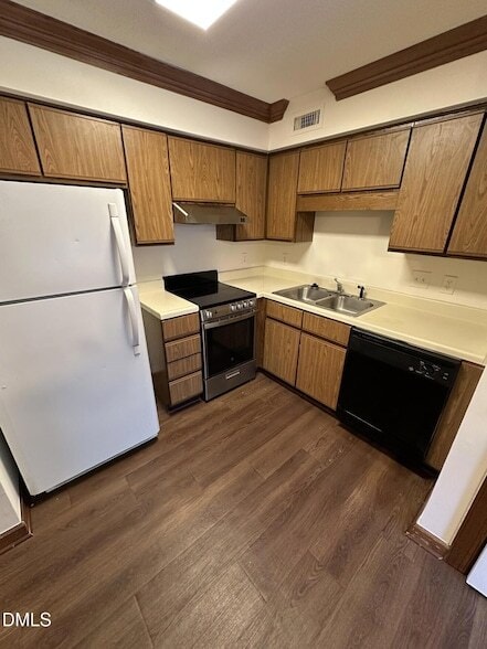 Foto del edificio - 3607 Helix Ct