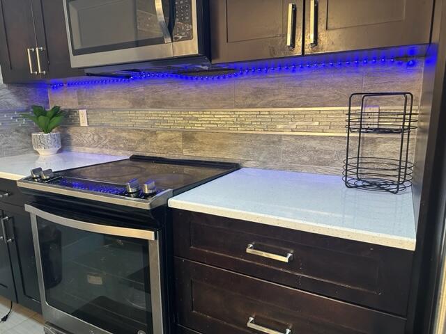 Foto del edificio - 5584 NW 59th Pl