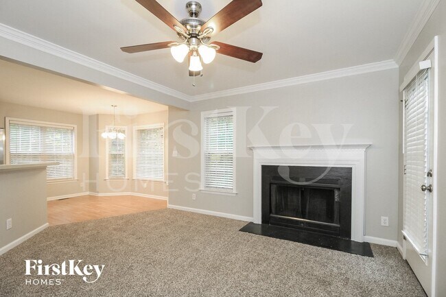 Foto del edificio - 4911 Heritage Woods Ct