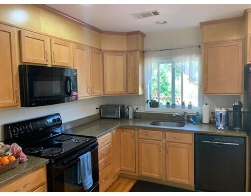 Building Photo - 162 Woodbine Cir