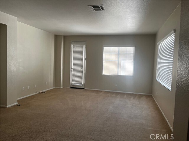 Foto del edificio - 34047 Lily Rd