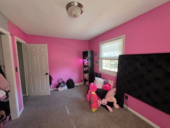 Foto del edificio - 500 NE 113th Ter