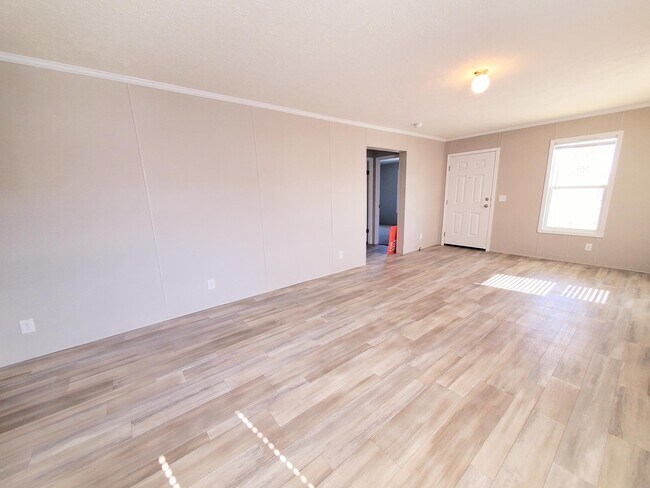 Foto del edificio - 9340 Starboard Dr