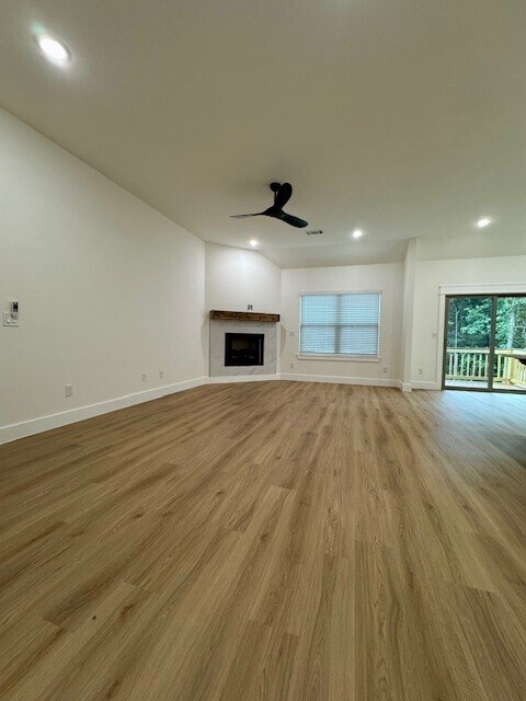 Foto del edificio - 38 Woodbridge Dr