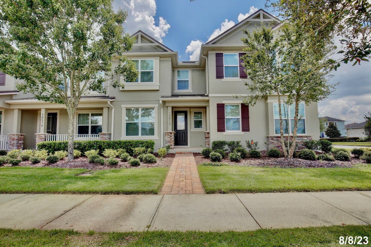 Primary Photo - Beautifully Appointment 3/2.5 Modern Townh...