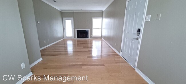 Building Photo - 2 br, 2 bath House - 5620 Live Oak St #307