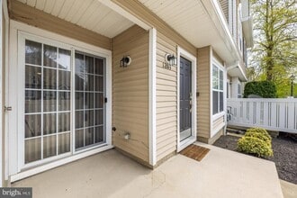 Building Photo - 1203 Delancey Way