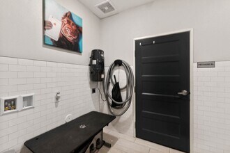 Interior Photo - Silverthorne Flats