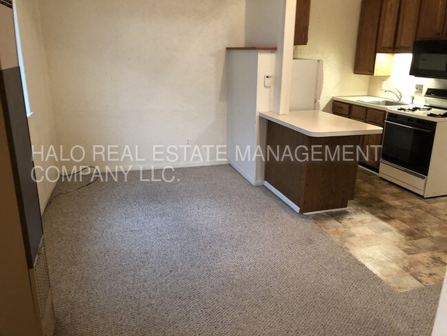 Foto del edificio - 877 Starkweather St
