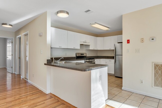 Building Photo - 531a M.L.K. Drive