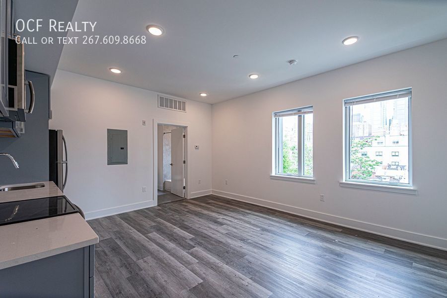 Foto principal - 1524 South St