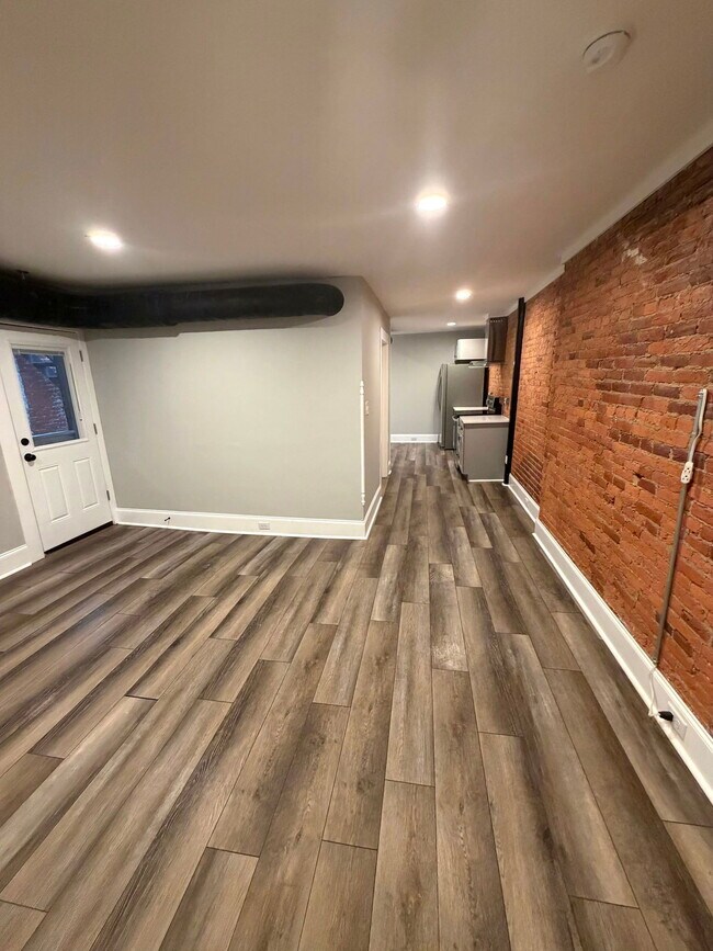 Foto del edificio - 252 N Mulberry St