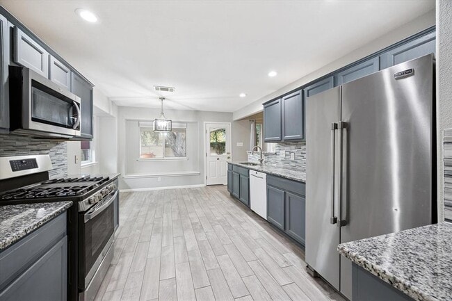 Building Photo - 101 Muscovy Ln