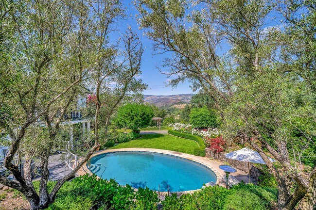 Foto del edificio - Welcome to Your Luxurious Napa Valley Retr...