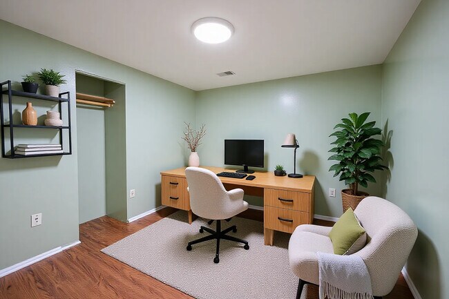 Building Photo - 8217 Township Dr