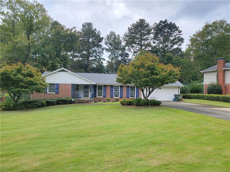 Foto principal - 1845 Queens Way