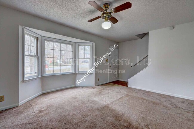 Foto del edificio - 119 Windermere Cir