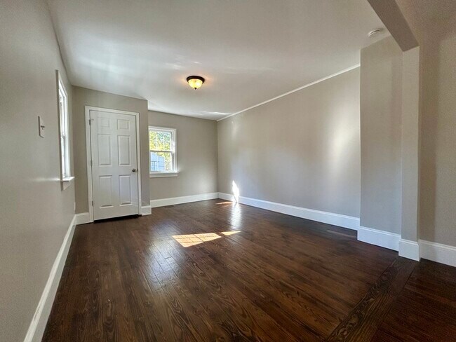 Foto del edificio - 217 Skyland Ave