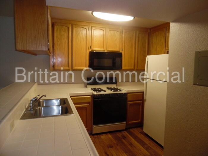 5325 El Camino Ave Unit 101, Carmichael, CA 95608 Apartment for Rent