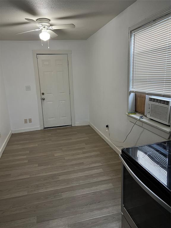 Foto del edificio - 7909 Brutus St