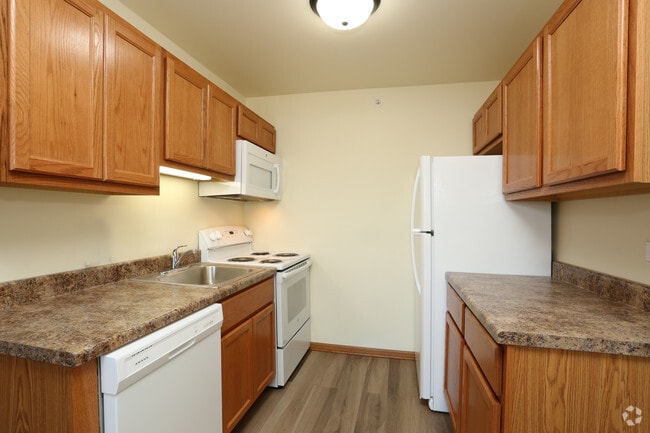 1BR, 1BA - Beechwood at the Preserve