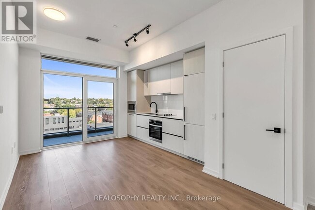 Building Photo - 1285 Dupont St