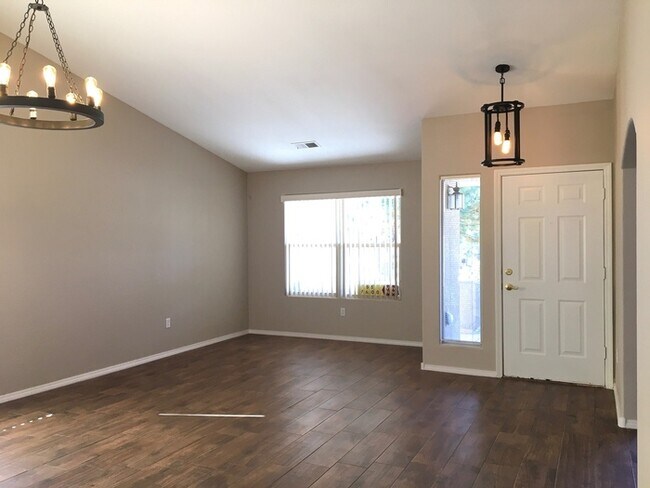 Building Photo - Cabezon - Beautiful 3BR/Office/2 Living Areas