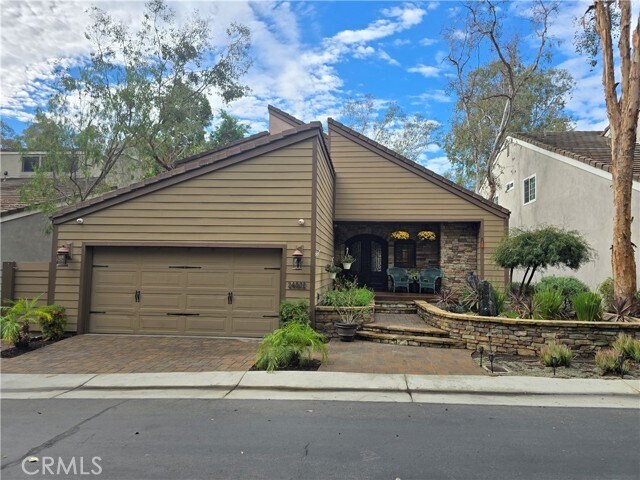 Foto del edificio - 24832 Forest Knoll Ln