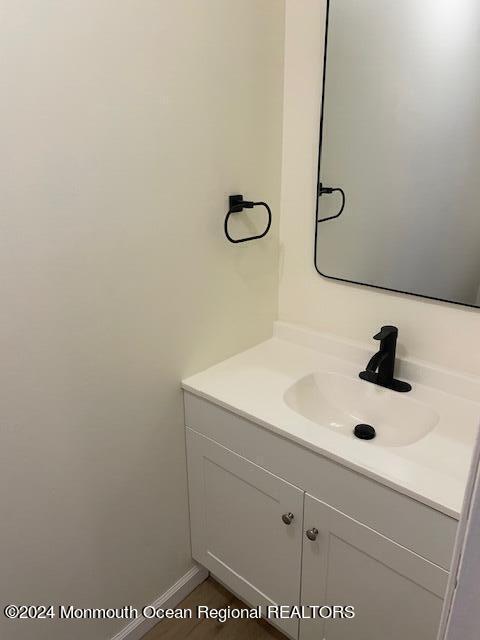 Building Photo - 33 Trumbull Dr
