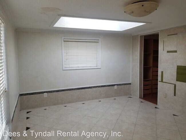 Building Photo - 3 br, 3 bath House - 150 St James Church Road