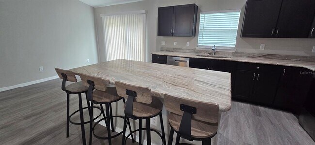 Foto del edificio - 15300 SW 50th Ave Rd