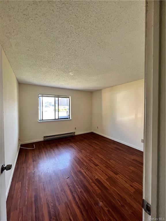 Building Photo - 98 Davos Pointe